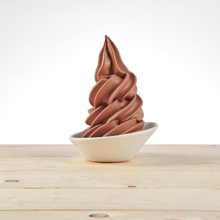 Glace à l’italienne au chocolat PreGel – servie en pot, texture fondante.