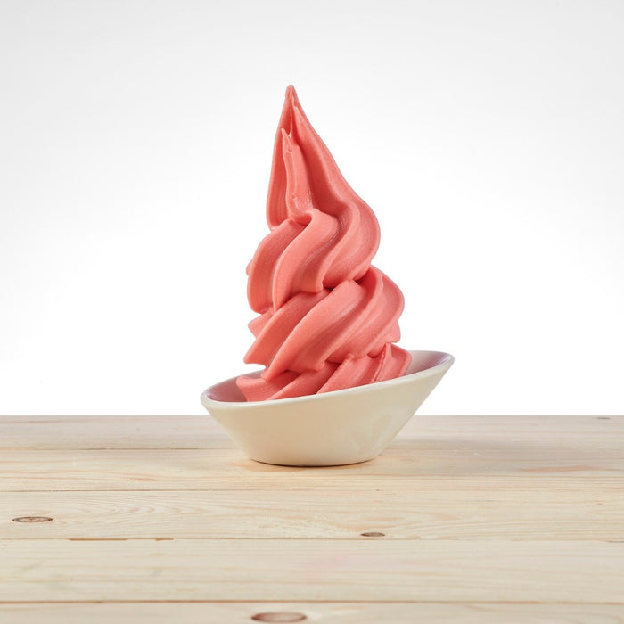 Glace à l’italienne saveur fraise PreGel – servie en pot, couleur naturelle.