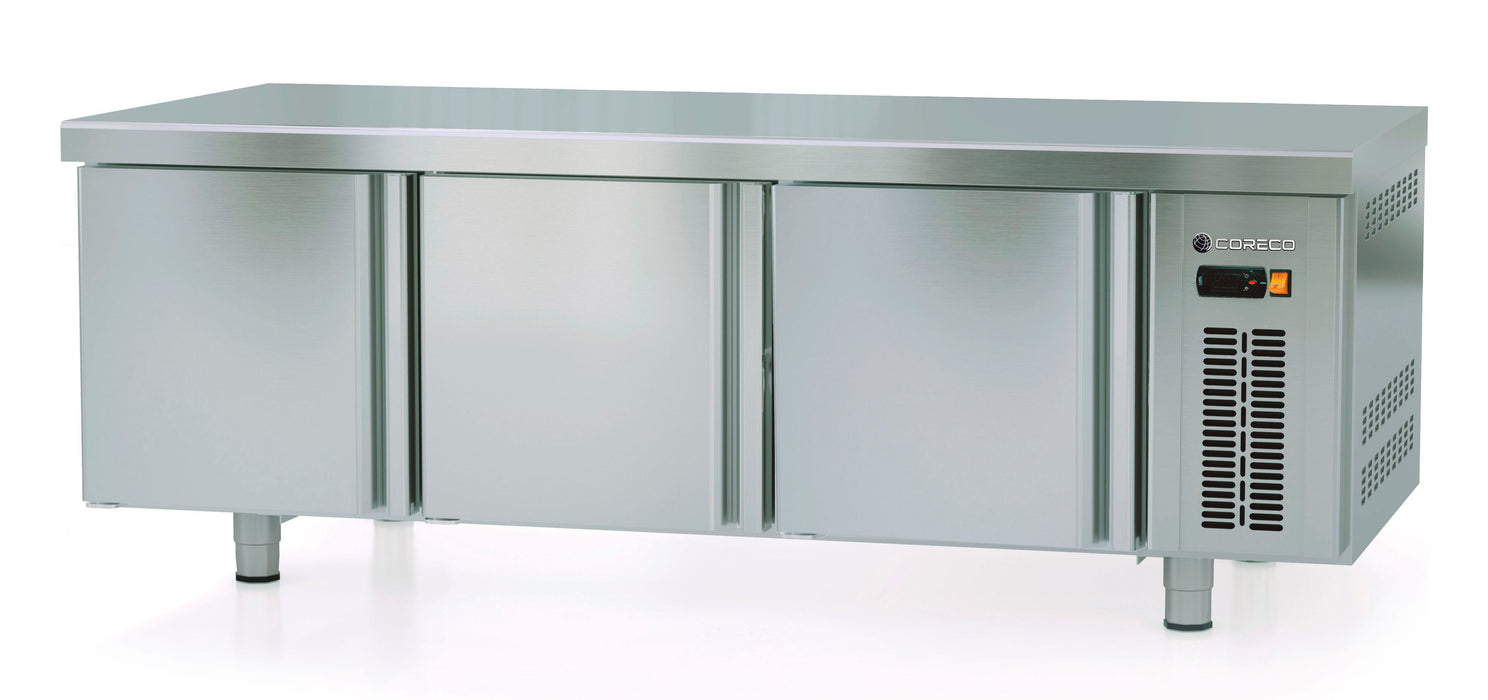 Soubassement positif GN 1/1 - MFB-160 - 3 portes pleines - profondeur 700 hauteur 600 - 1600x700x600 mm - 264 L