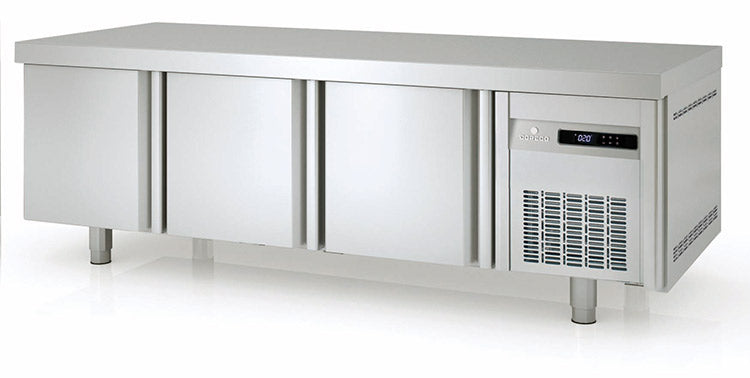 Soubassement positif GN 1/1 - MFB-180 - 3 portes pleines - profondeur 700 hauteur 600 - 1795x700x600 mm - 264 L