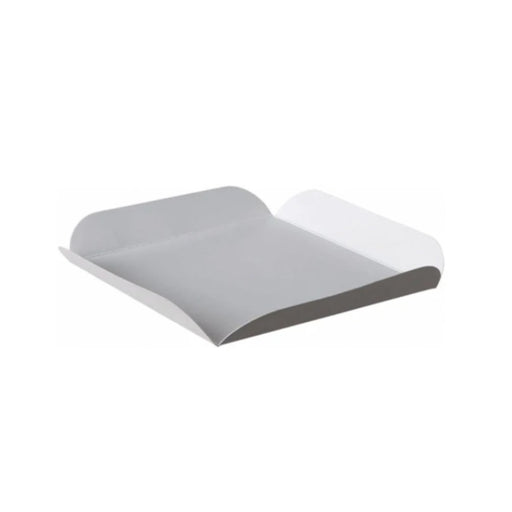 Carré rainé en carton 13 x 13 cm, support pâtissier robuste avec côtés rabattables.