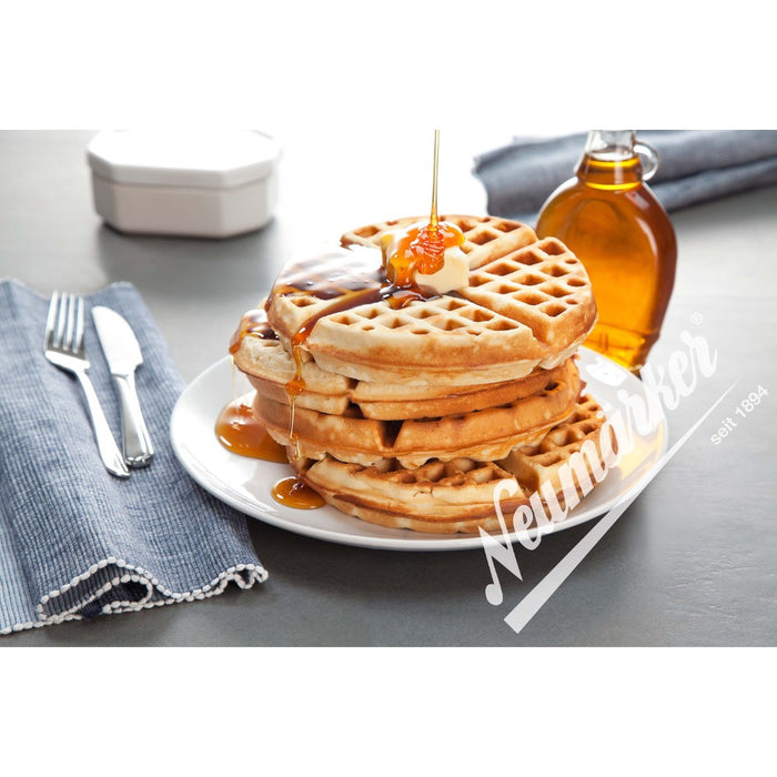 Gaufre américaine servie avec sirop d’érable