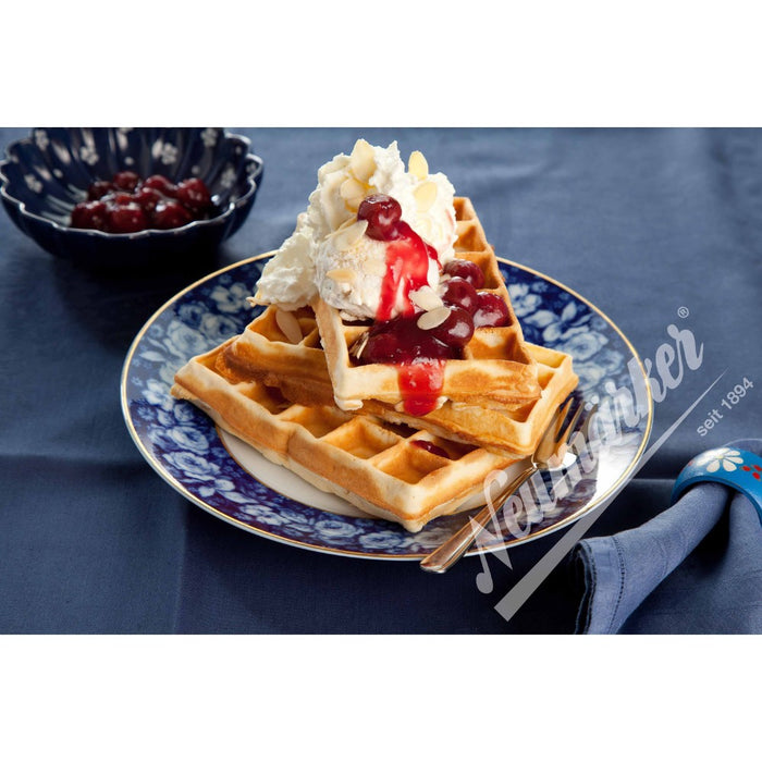 Gaufres de Bruxelles 3 x 5 épaisses servies avec chantilly et fruits