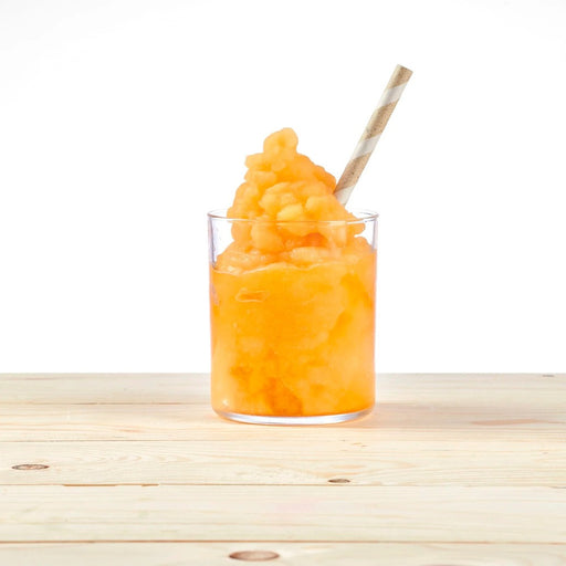 Granita saveur multifruits ACE dans un verre, texture glacée.